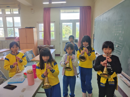 八音新視界