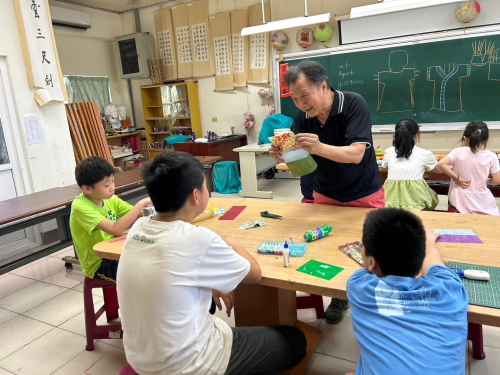 藝術類——手作(開始對畫)