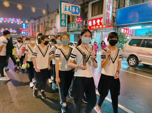 苗栗市火旁龍踩街