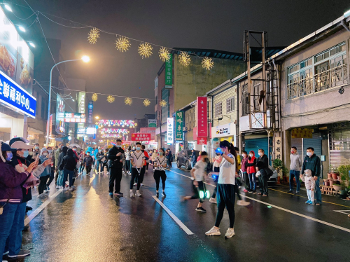 苗栗市火旁龍踩街