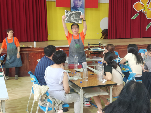 結合學校特色，引進藝術專長教師，提升教師專業