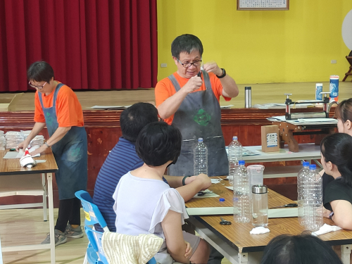 結合學校特色，引進藝術專長教師，提升教師專業