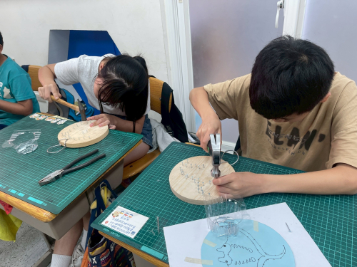 釘線畫