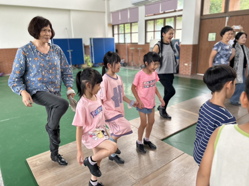 踢踏舞