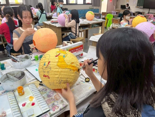 嬉遊四月八  燈籠教學