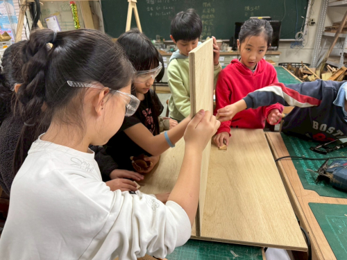 幼兒園翻翻桌製作