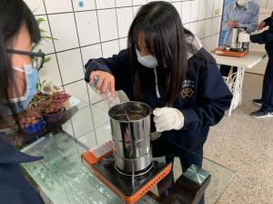 LINE_ALBUM_20220225 活化多元學習活動（屋角咖啡）_220302_27.jpg