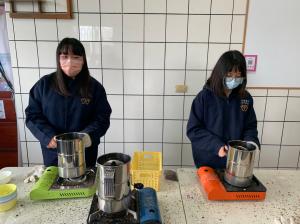 LINE_ALBUM_20220225 活化多元學習活動（屋角咖啡）_220302_65.jpg