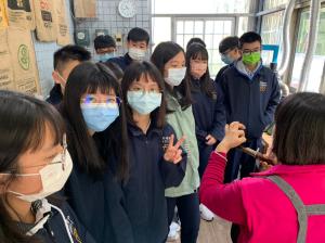 LINE_ALBUM_20220225 活化多元學習活動（屋角咖啡）_220302_9.jpg