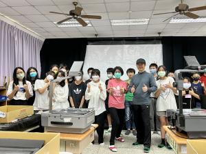 辛苦的幕後工作人員.JPG