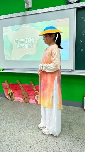 LINE_ALBUM_國際服飾進場_240510_9.jpg